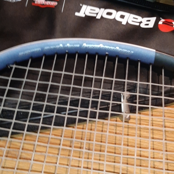 Babolat Aero 112 series Tennis Racket With case - Picture 13 of 14